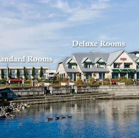 Sidney Waterfront Inn & Suites Bagian luar foto