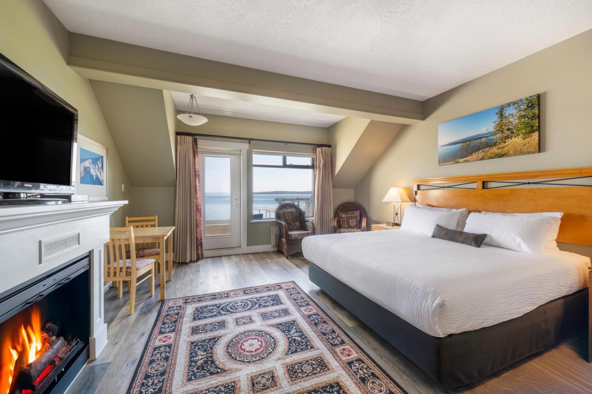 Sidney Waterfront Inn & Suites Bagian luar foto